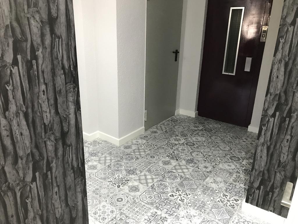 Hostal Boutique Bbb Auto Check In Бенидорм Экстерьер фото