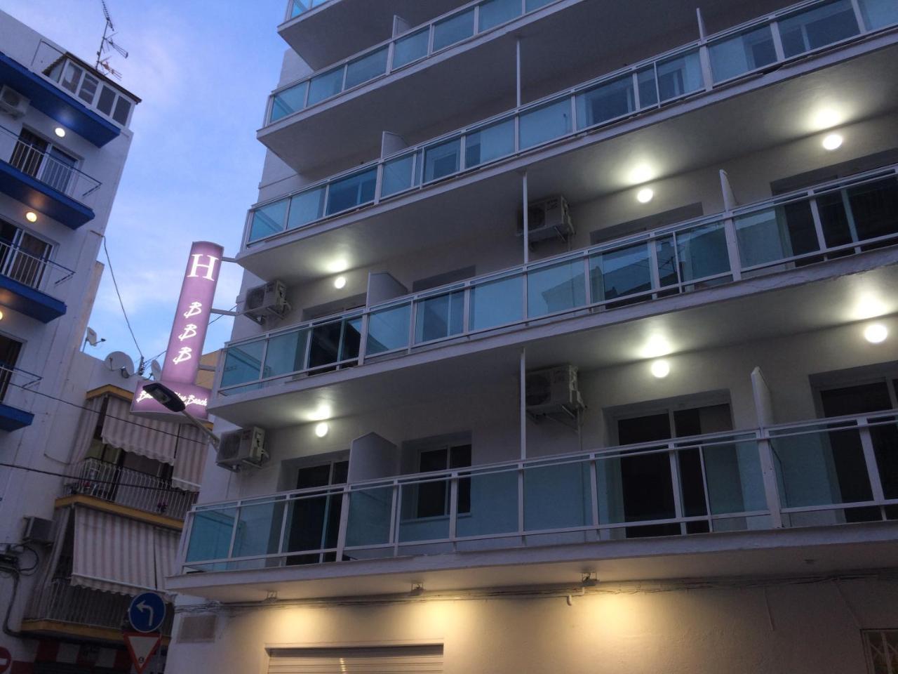 Hostal Boutique Bbb Auto Check In Бенидорм Экстерьер фото